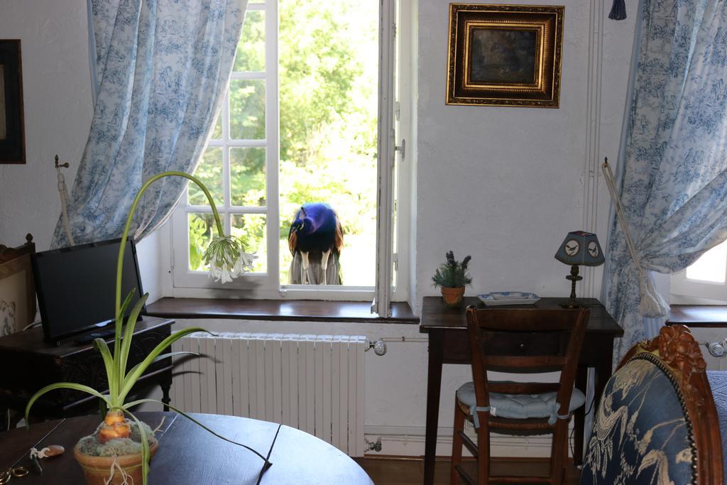 Maison D'Hotes Moulin Du Bas Pese 蒙特普利斯尚伯德 外观 照片